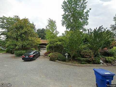 128Th, BELLEVUE, WA 98005
