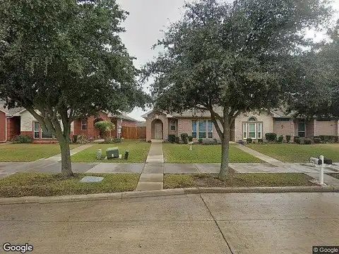 Poinsettia, DENTON, TX 76208