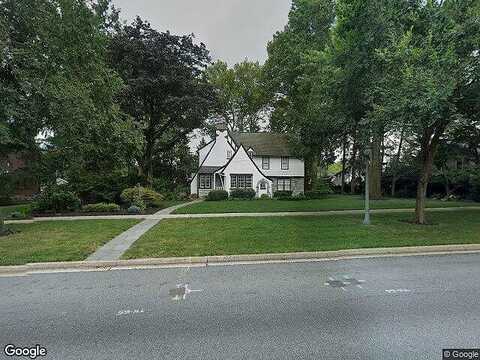 Elm, HERSHEY, PA 17033