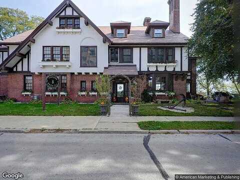 Lake, RACINE, WI 53403
