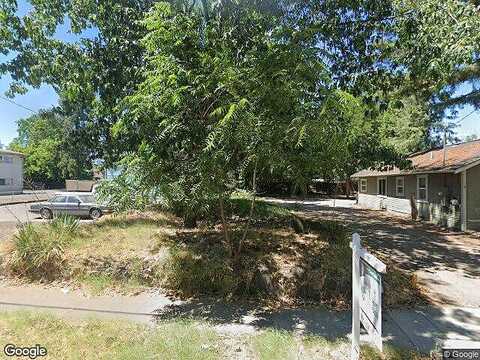 Cottage, MEDFORD, OR 97504