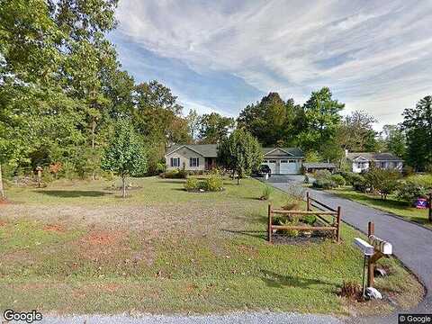 Colony, MONETA, VA 24121