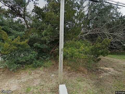 White, FERNANDINA BEACH, FL 32034