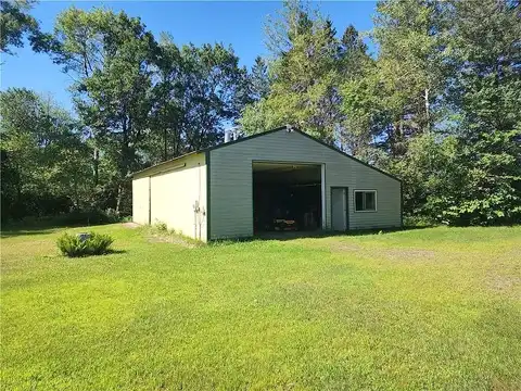 Round Lake School, HAYWARD, WI 54843