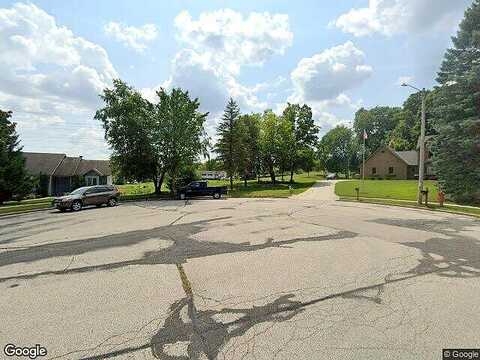 Briarknoll, SAUKVILLE, WI 53080
