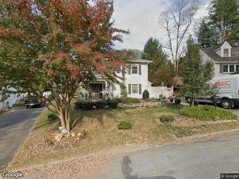 Hillside, WEST CHESTER, PA 19380