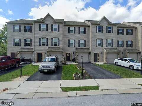 Katelyn, NEW OXFORD, PA 17350