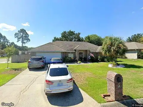 Lola, NAVARRE, FL 32566