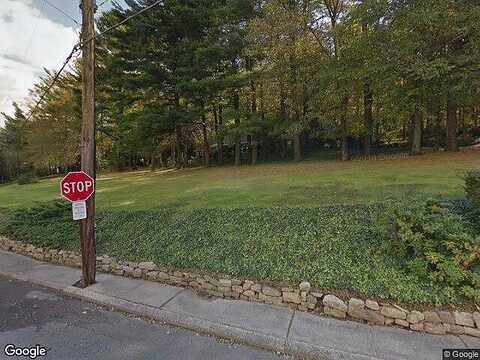 Center, NESQUEHONING, PA 18240