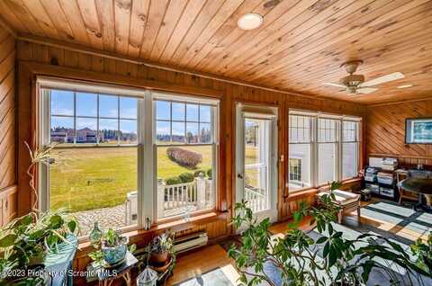 Old Bloxham Farm, CLIFFORD TOWNSHIP, PA 18407