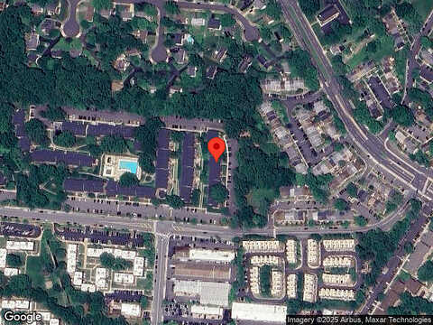 Kings Crown Ct, Fairfax, VA 22031