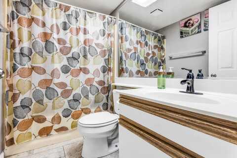 15Th St E, Lancaster, CA 93535