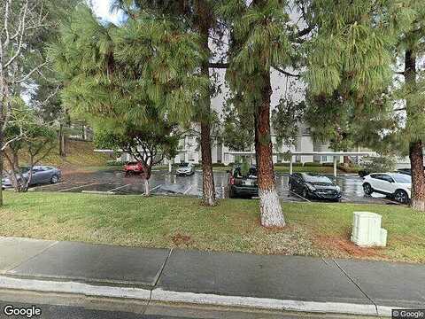 Avenida Venusto, SAN DIEGO, CA 92128
