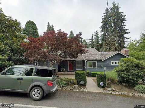 10Th, BELLEVUE, WA 98004