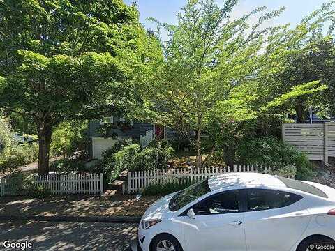 128Th, KIRKLAND, WA 98033
