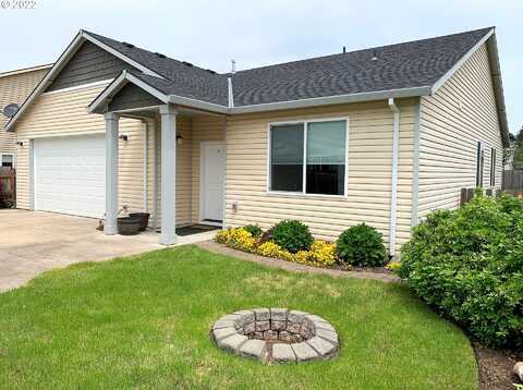 Alyssa, MOLALLA, OR 97038