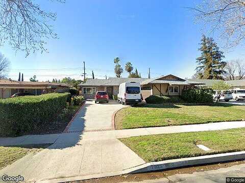Sedan, WEST HILLS, CA 91304