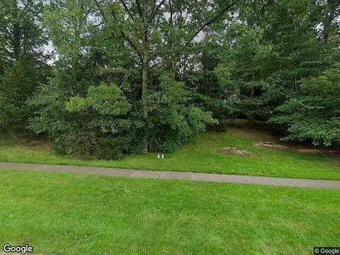 Oakwood, STATE COLLEGE, PA 16803