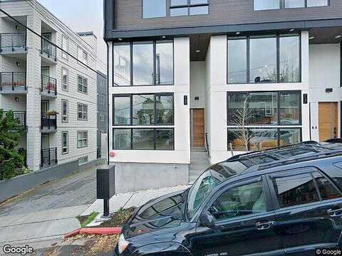 Hayes, SEATTLE, WA 98109