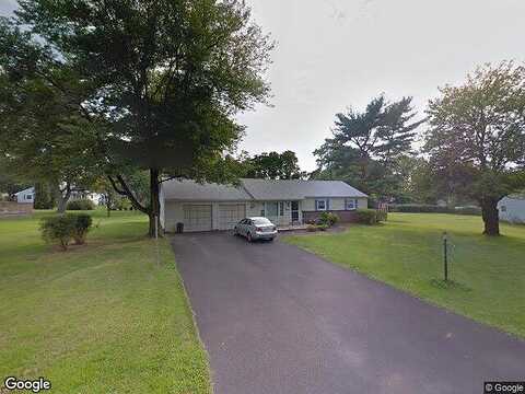 Hallowell, WARMINSTER, PA 18974