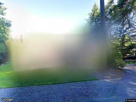 143Rd, BELLEVUE, WA 98007