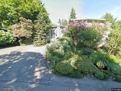 Boulevard, MERCER ISLAND, WA 98040