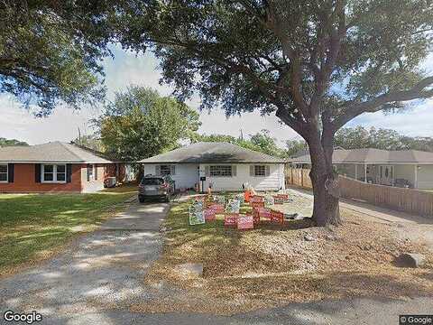 Elm, GROVES, TX 77619