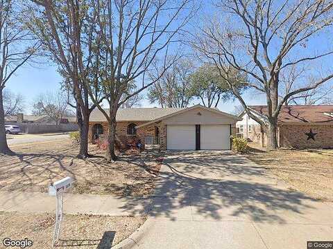 Colleen, ARLINGTON, TX 76016