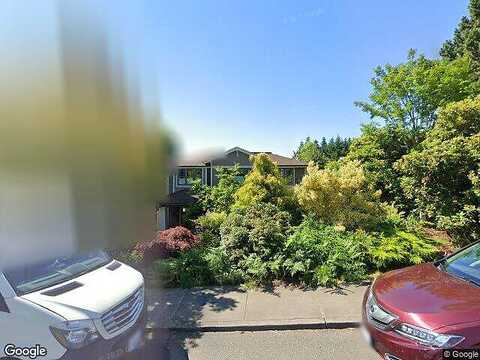 6Th, KIRKLAND, WA 98033