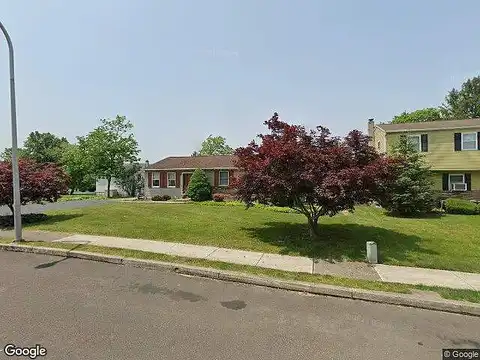 Chestnut, PERKASIE, PA 18944