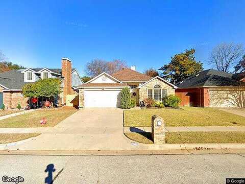 Pine Ridge, BEDFORD, TX 76021