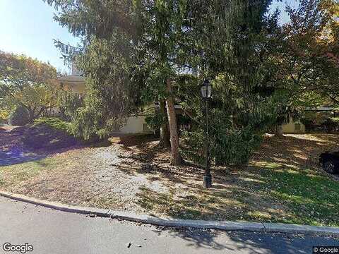 Valley Stream, CHESTERBROOK, PA 19087