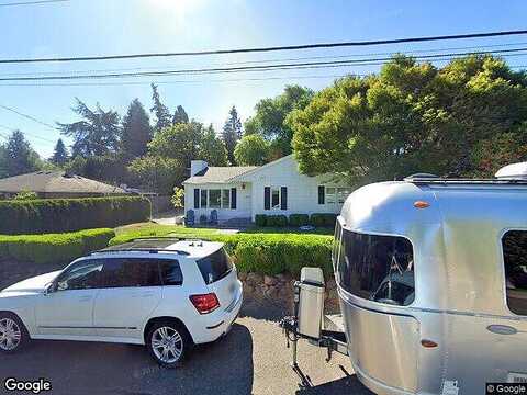 6Th, KIRKLAND, WA 98033