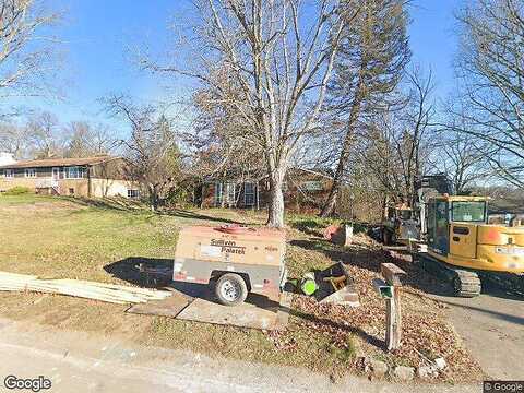Joyce, CANONSBURG, PA 15317