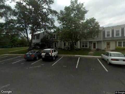 Timberly Waye, HENRICO, VA 23238