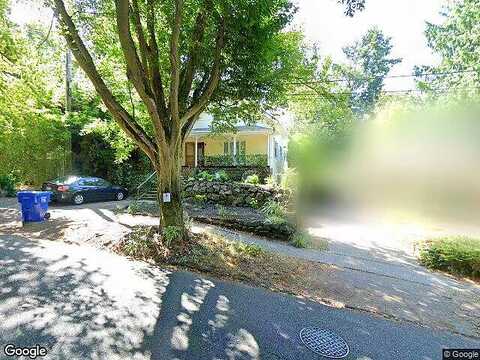 56Th, SEATTLE, WA 98107