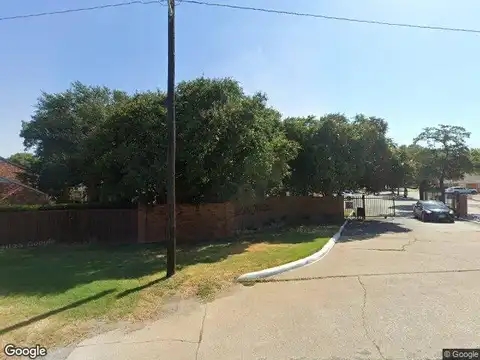 Roaring Springs, FORT WORTH, TX 76114
