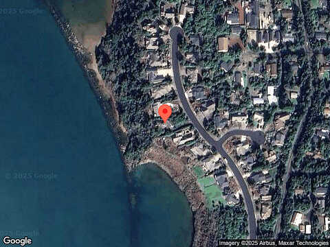 Shoreline Dr, Florence, OR 97439