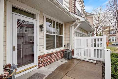Woodlynn Ave, Saint Paul, MN 55109