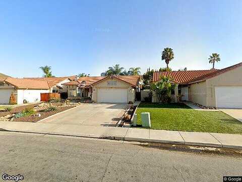 Lake Circle, FALLBROOK, CA 92028