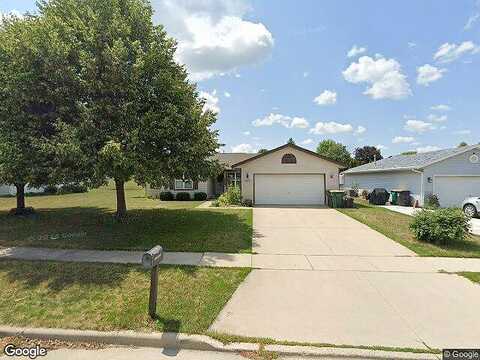 Pine, JACKSON, WI 53037
