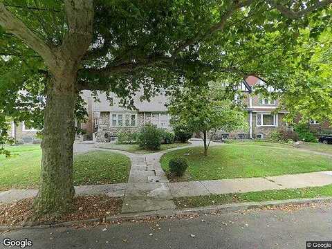 Whitby, LANSDOWNE, PA 19050