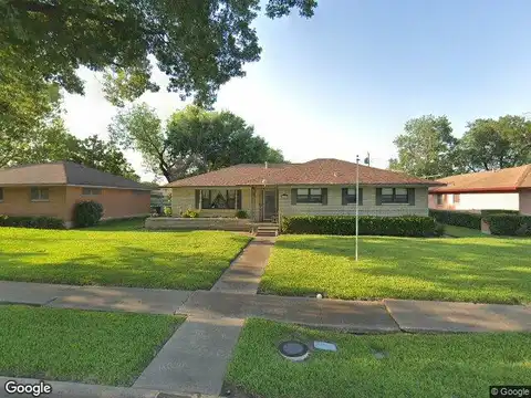 Willowood, LANCASTER, TX 75134