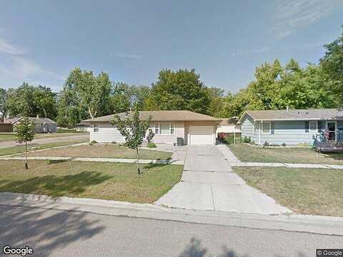 Oakley, LUVERNE, MN 56156