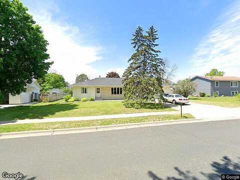 Chestnut, BELLE PLAINE, MN 56011