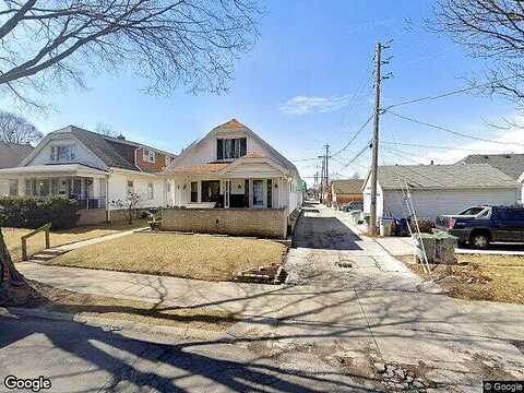 9Th, MILWAUKEE, WI 53215