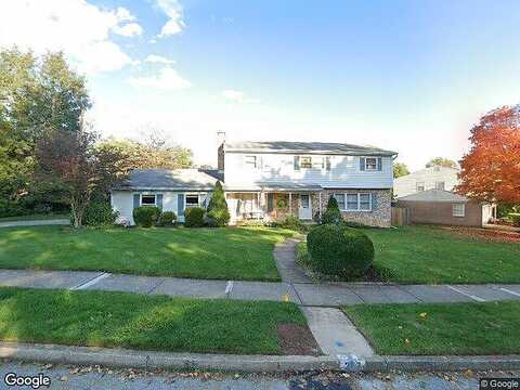 Winding, CAMP HILL, PA 17011