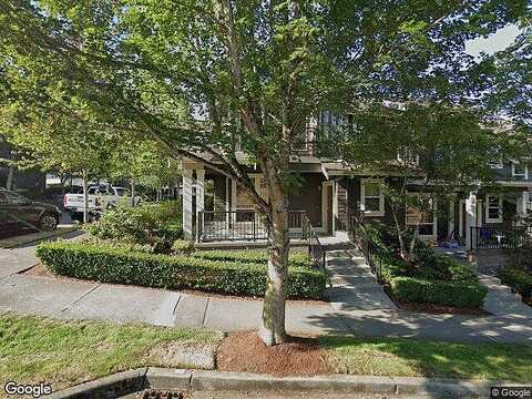 Natalie, ISSAQUAH, WA 98029
