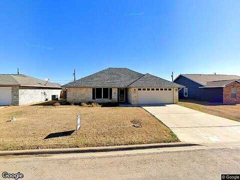 8Th, BROWNWOOD, TX 76801