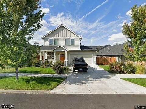 Hollis, BEND, OR 97702